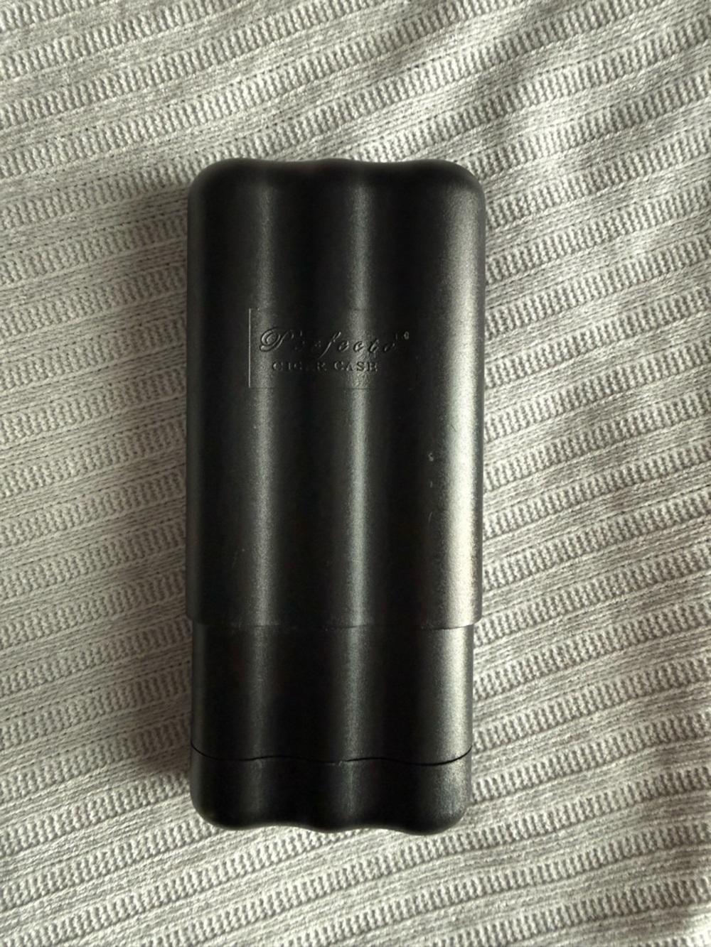 Perfecto travel cigar case